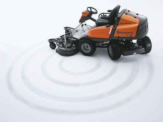 Райдер Husqvarna R 422Ts AWD